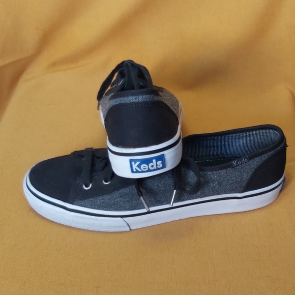 Keds Running Shoe - Picture 4 of 4